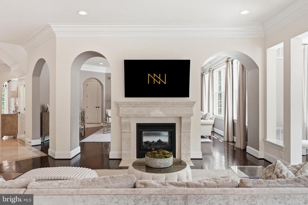 9842 CORSINI COURT