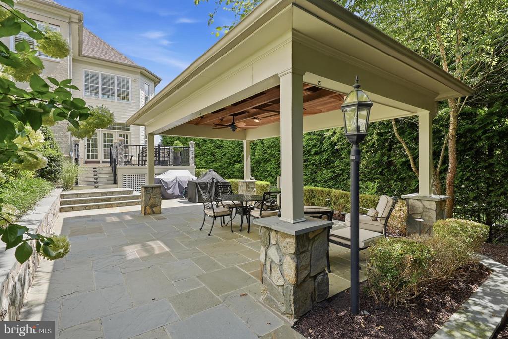 9842 CORSINI COURT
