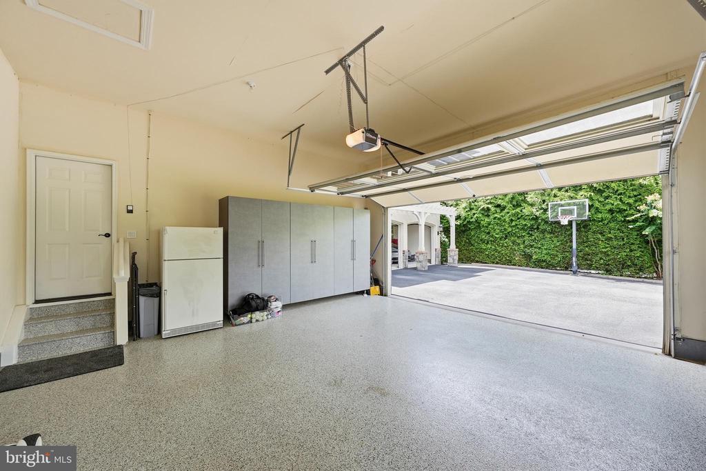 9842 CORSINI COURT