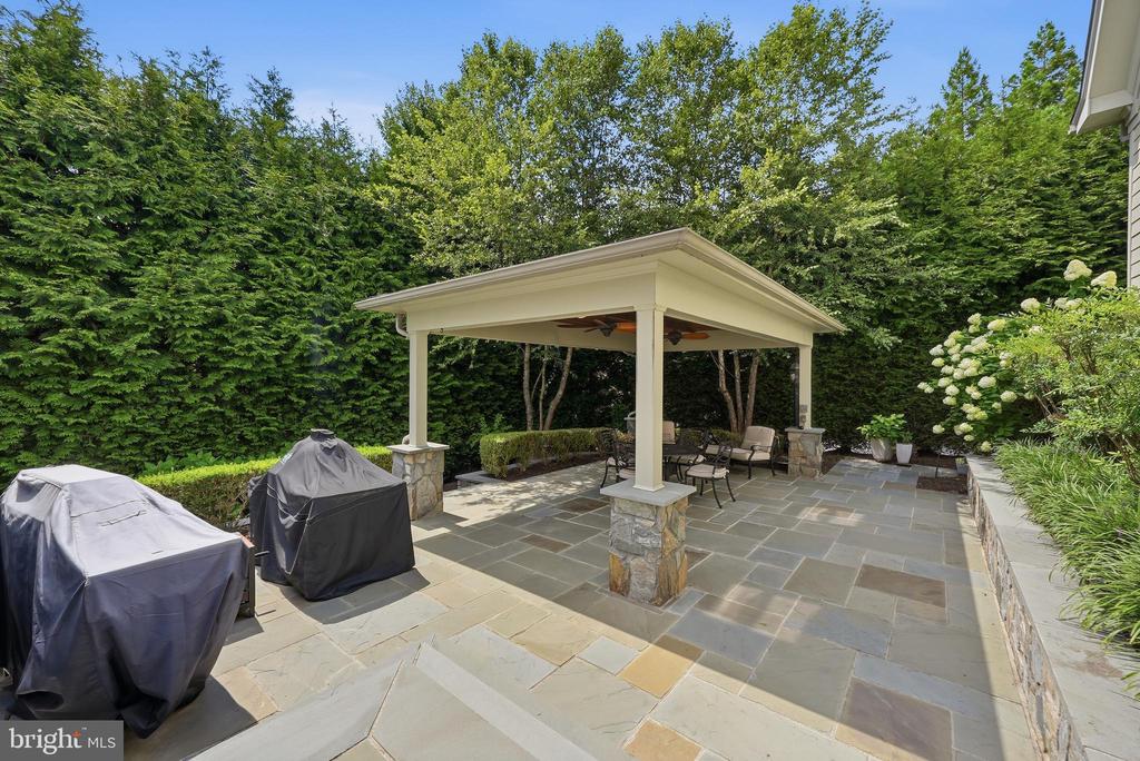 9842 CORSINI COURT