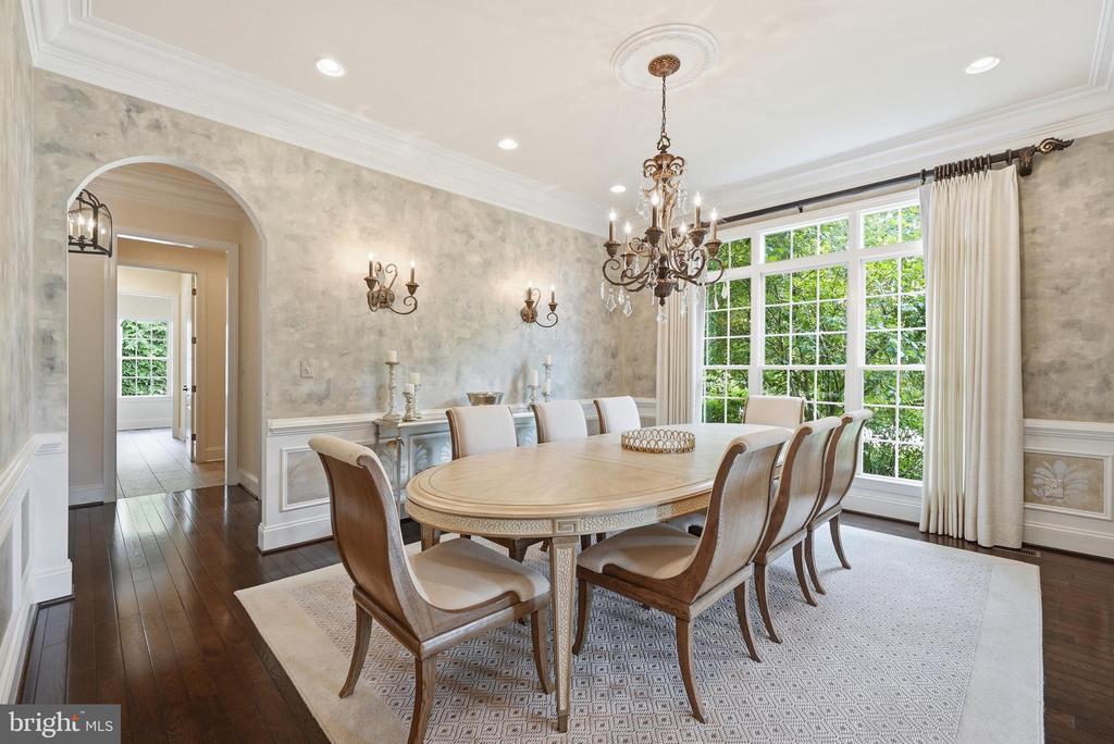 9842 CORSINI COURT