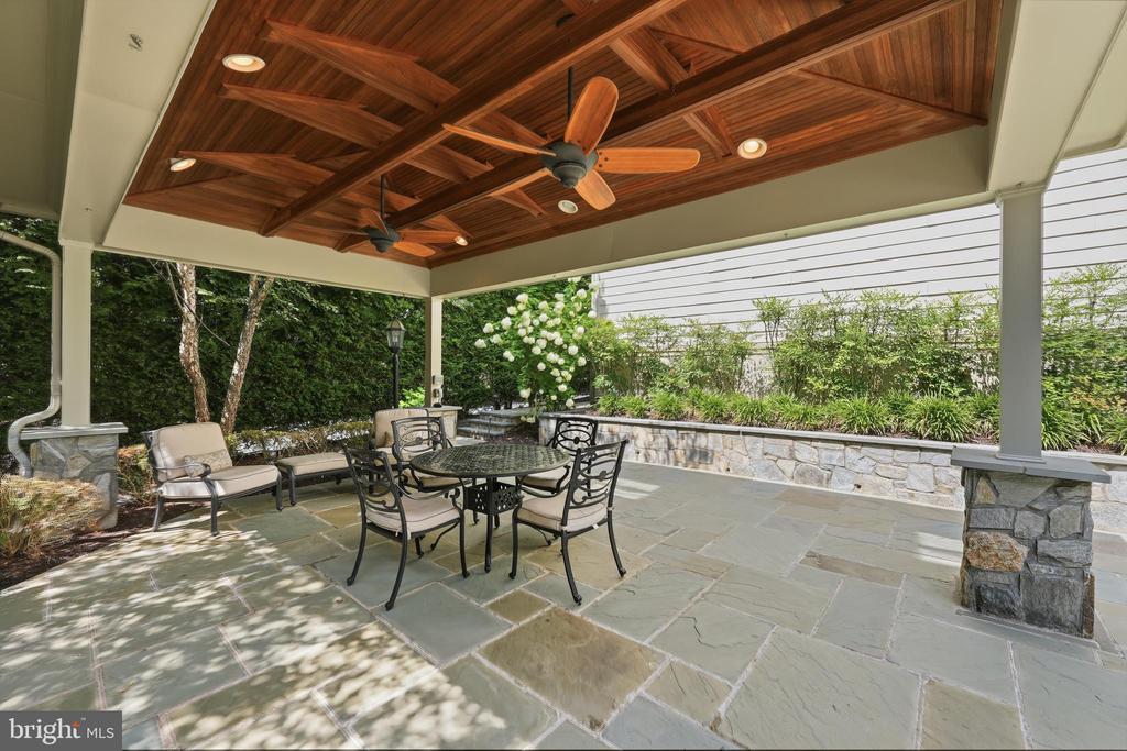 9842 CORSINI COURT