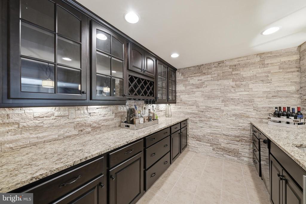 9842 CORSINI COURT