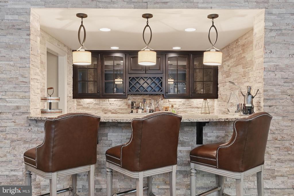 9842 CORSINI COURT