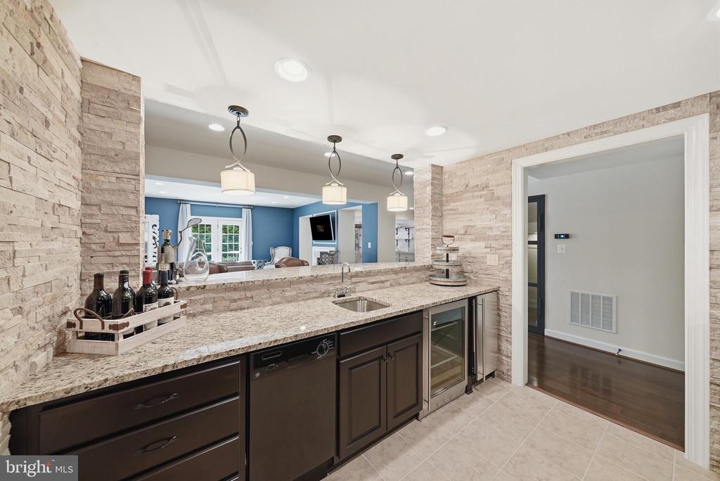 9842 CORSINI COURT