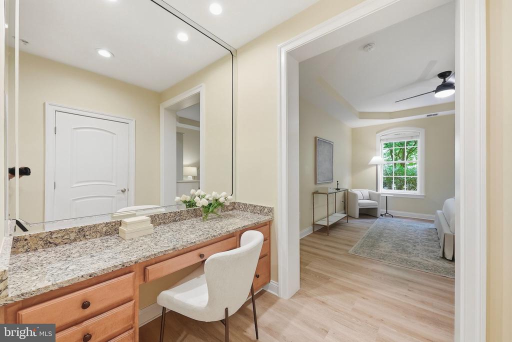 1781 CHAIN BRIDGE ROAD Unit: 101