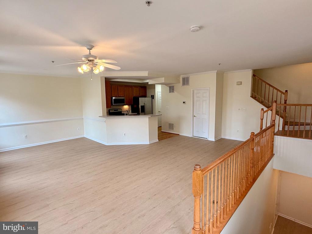 4611 HUMMINGBIRD LANE Unit: 107