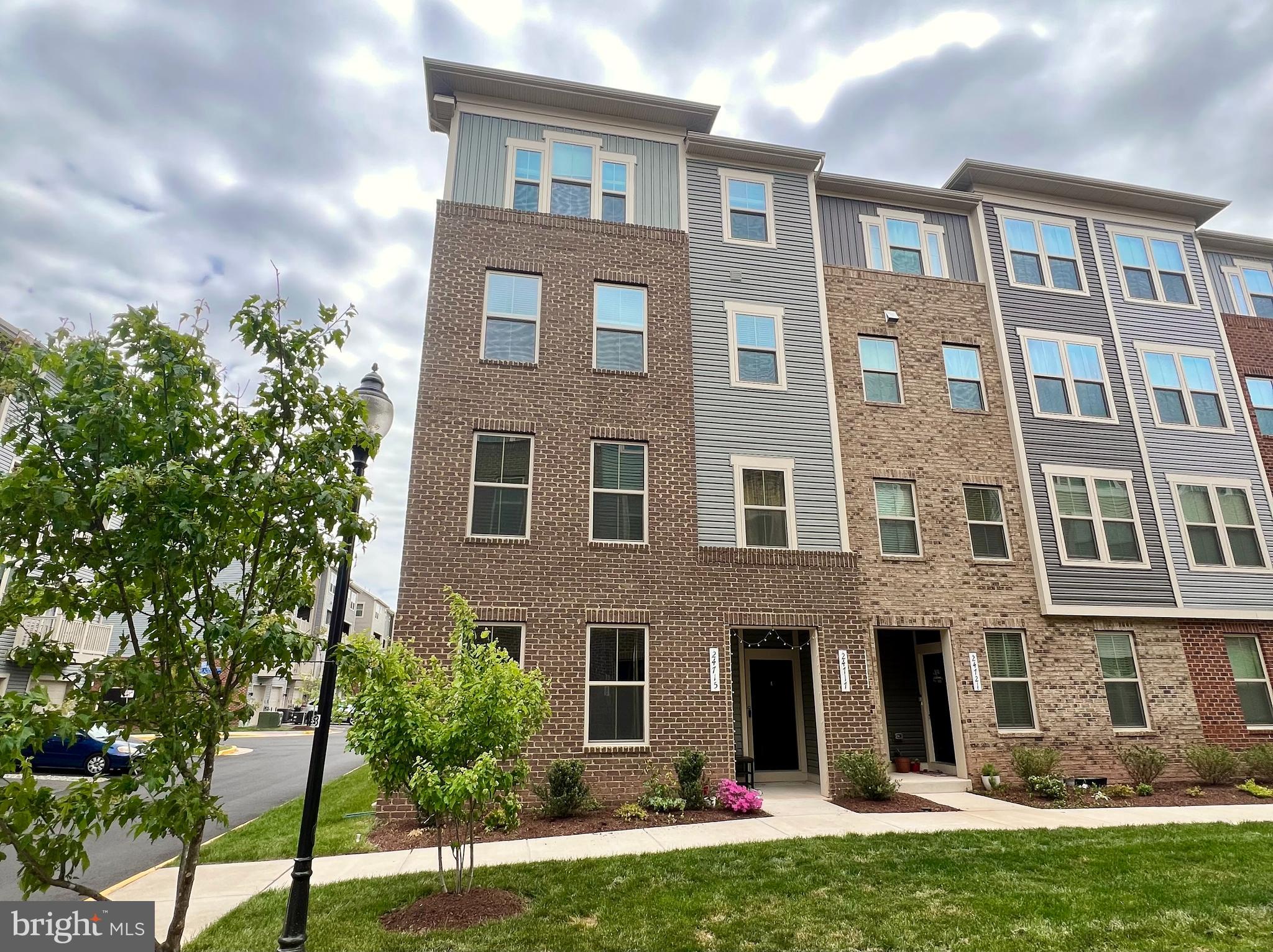 24717 Monk Meadows Ter
