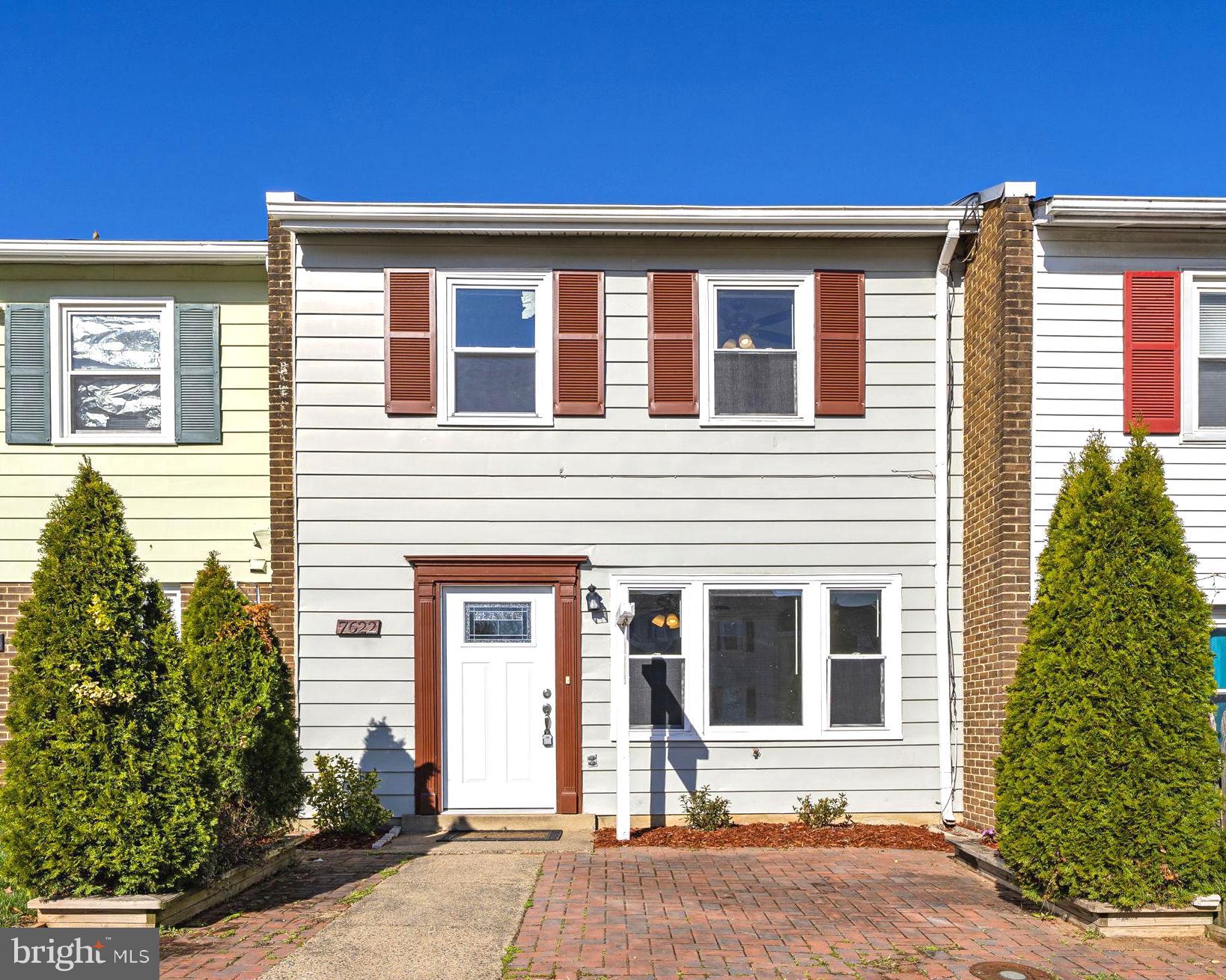7622 Shelley Ln