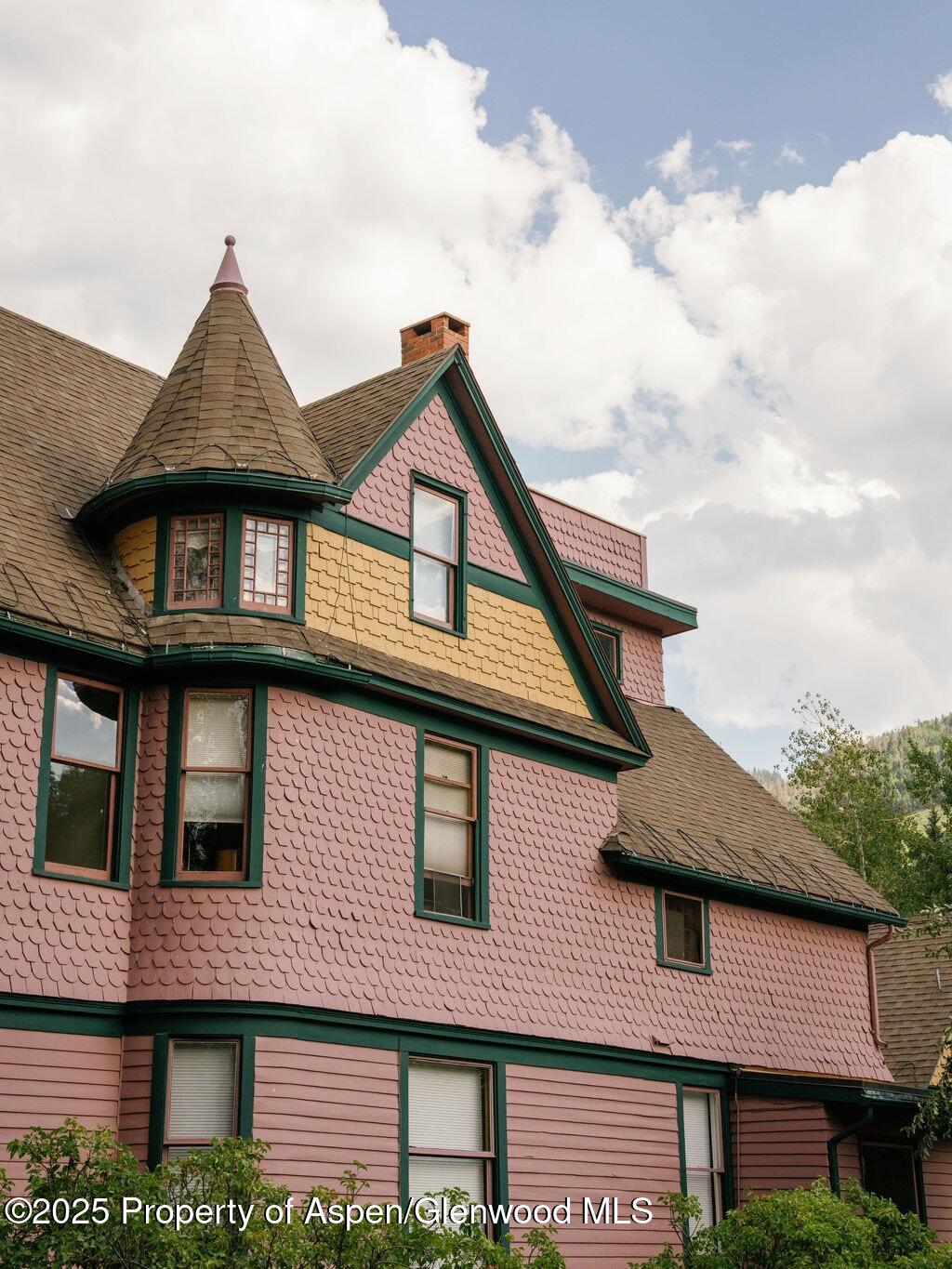 333 W Main Street, B2
