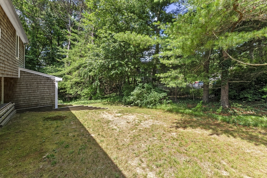 33 Old Mill Ln