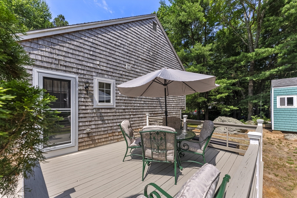 33 Old Mill Ln