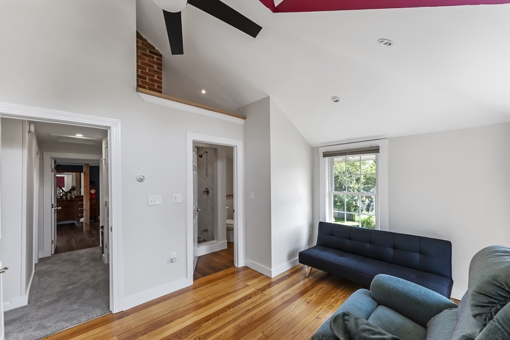 83 Turner Rd