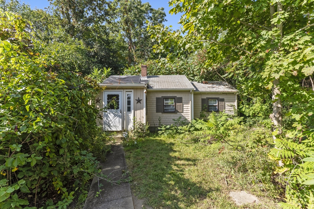 8 & 8 1/2 Braunecker Road