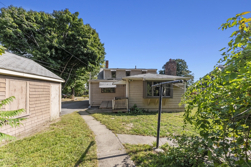 8 & 8 1/2 Braunecker Road