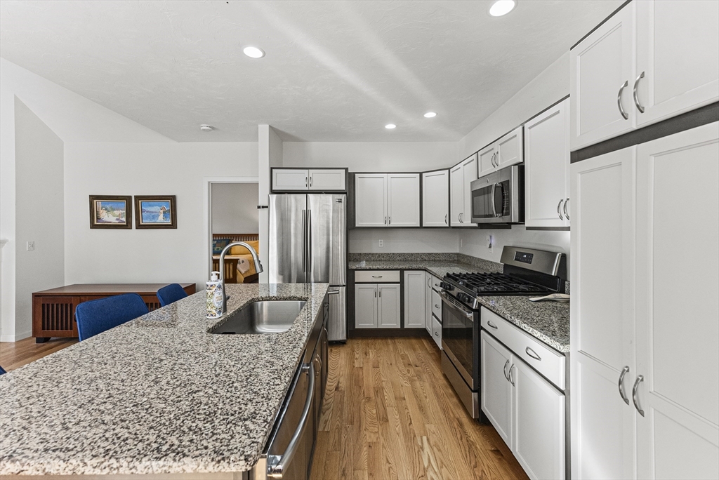 14 Danforth Ln # 14