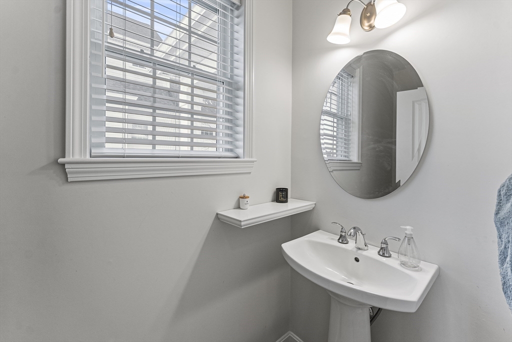 14 Danforth Ln # 14