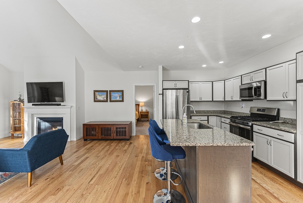 14 Danforth Ln # 14