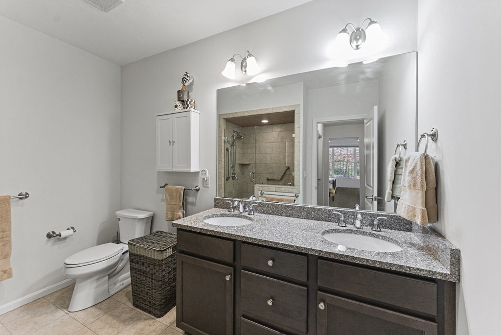 14 Danforth Ln # 14