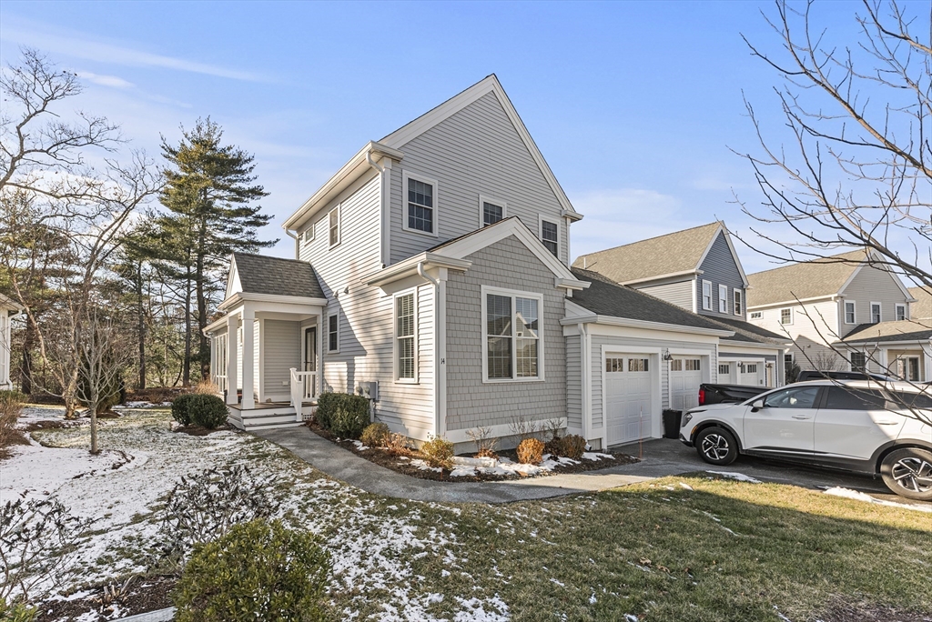14 Danforth Ln # 14