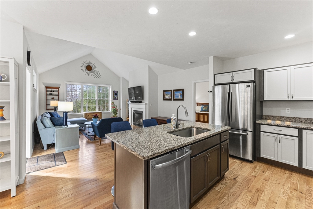 14 Danforth Ln # 14