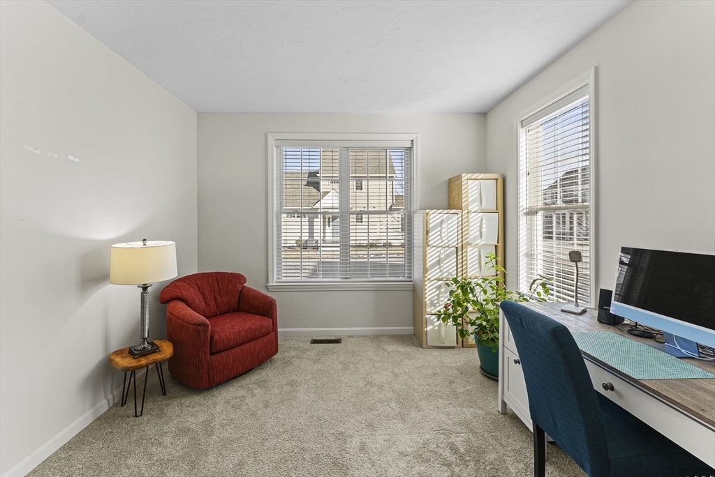 14 Danforth Ln # 14