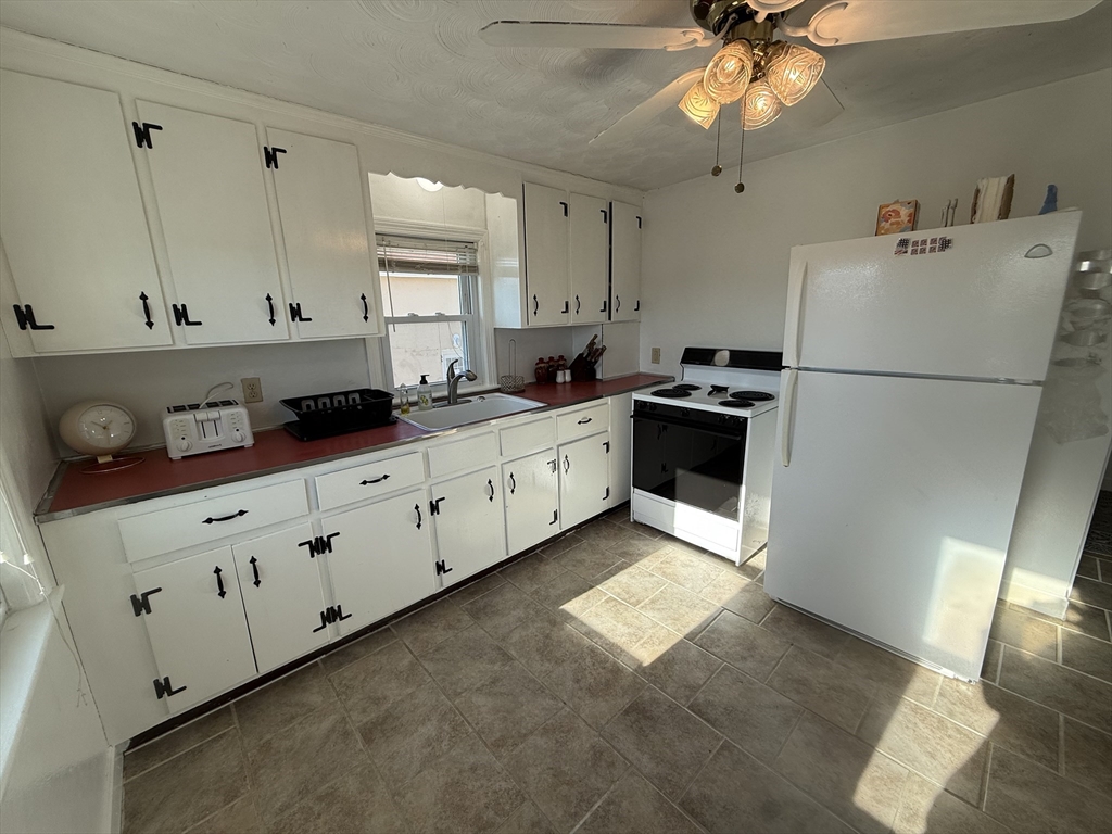185 Taylor Ave # 2
