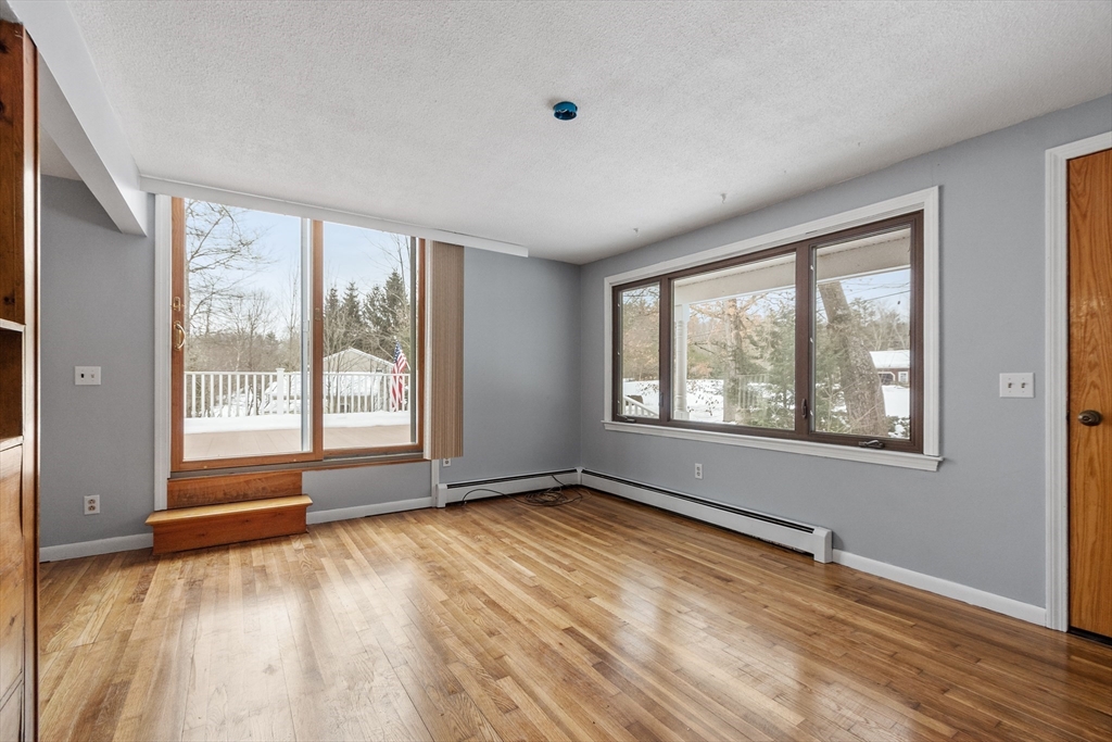 69 Hale Rd