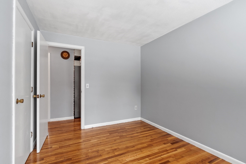 69 Hale Rd