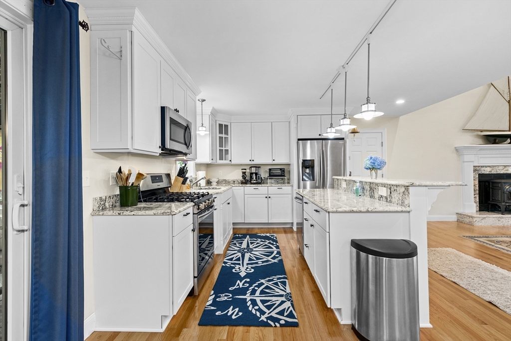 156 Settlers Ln
