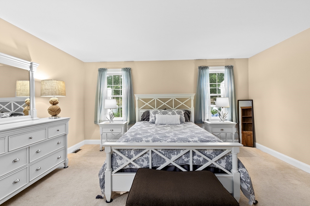 156 Settlers Ln