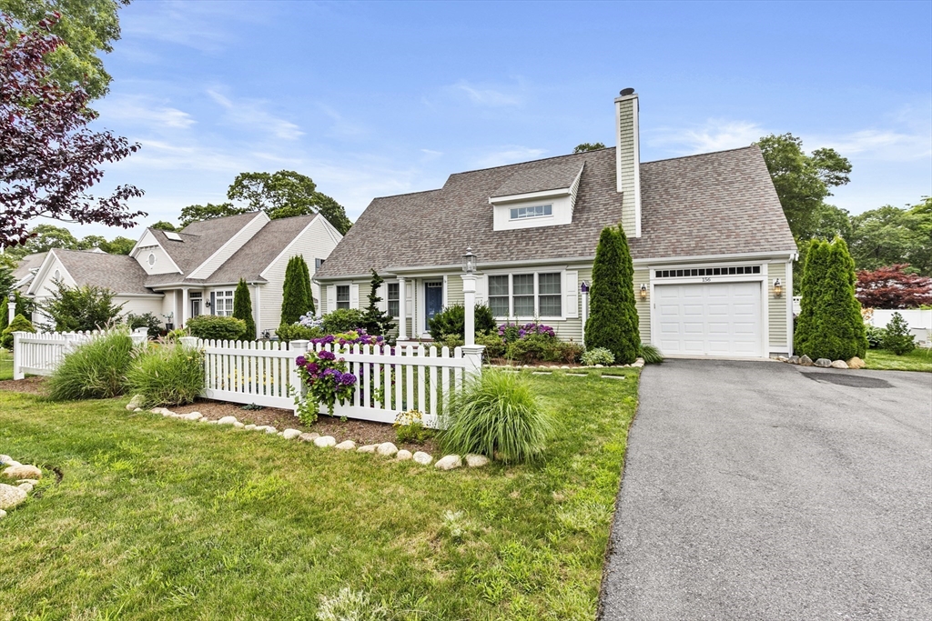 156 Settlers Ln