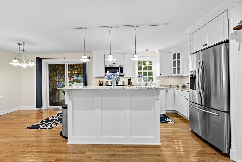 156 Settlers Ln
