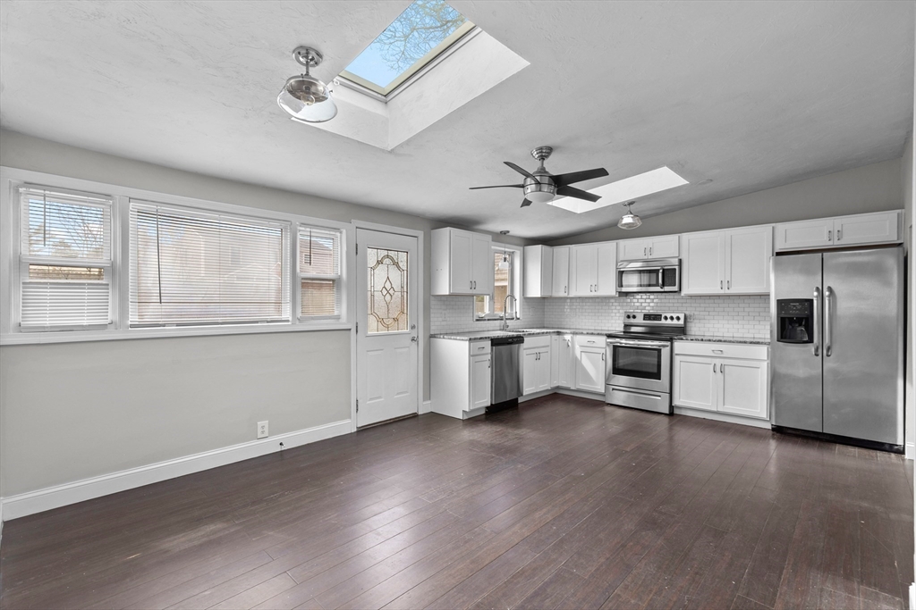 33 Nickerson St