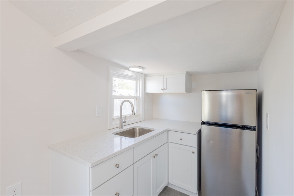 9 Bells Neck Rd # 4