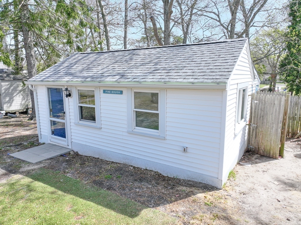 9 Bells Neck Rd # 4