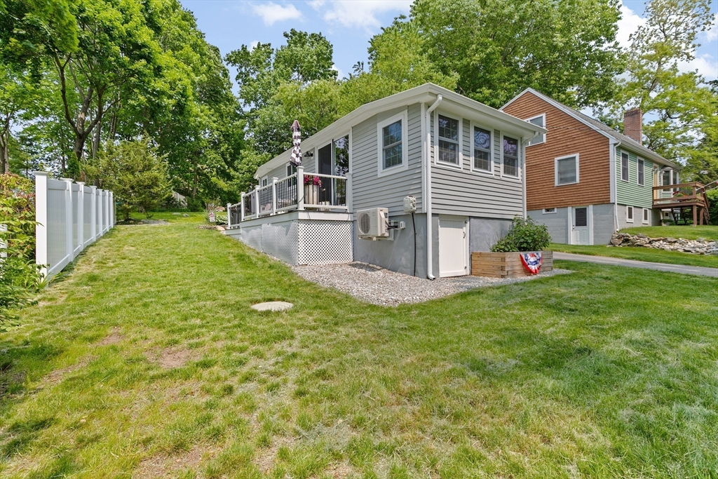 7 Waterview Ln