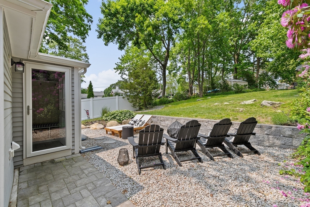 7 Waterview Ln