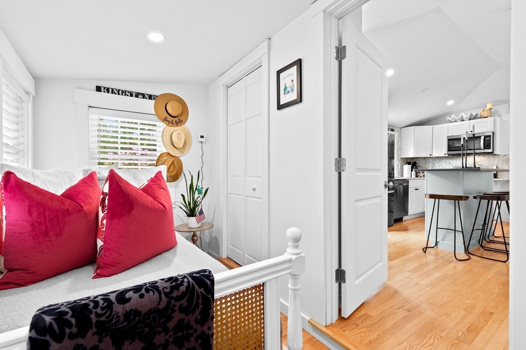 7 Waterview Ln
