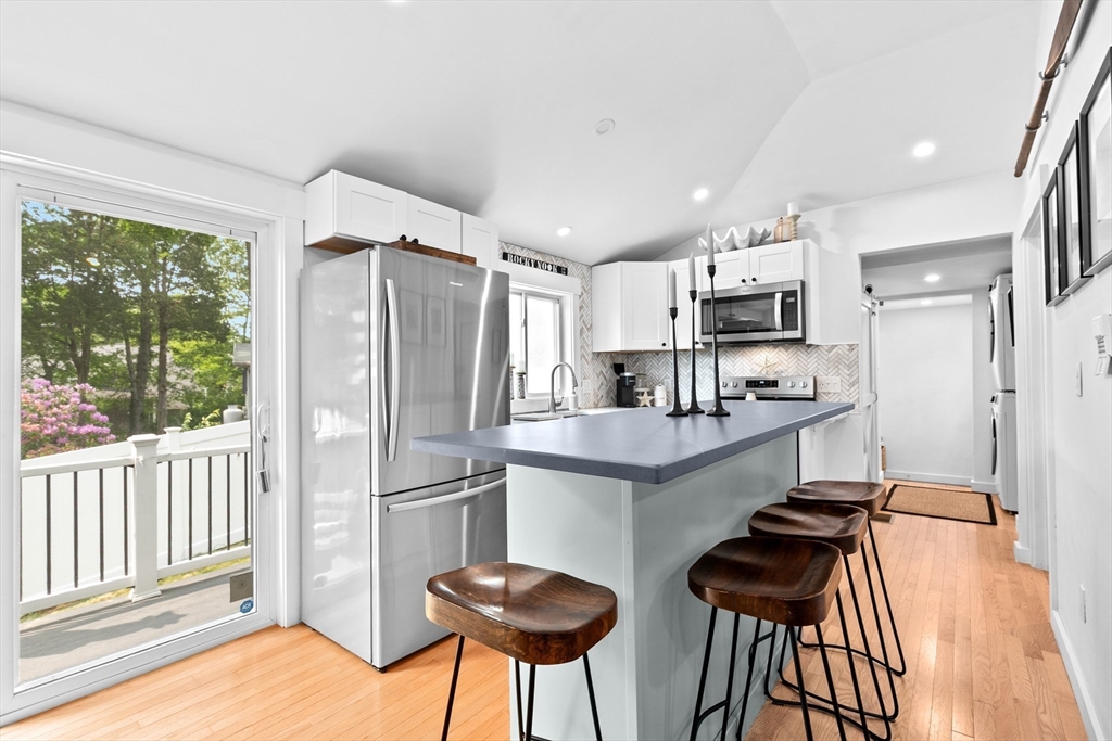 7 Waterview Ln