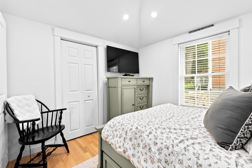 7 Waterview Ln