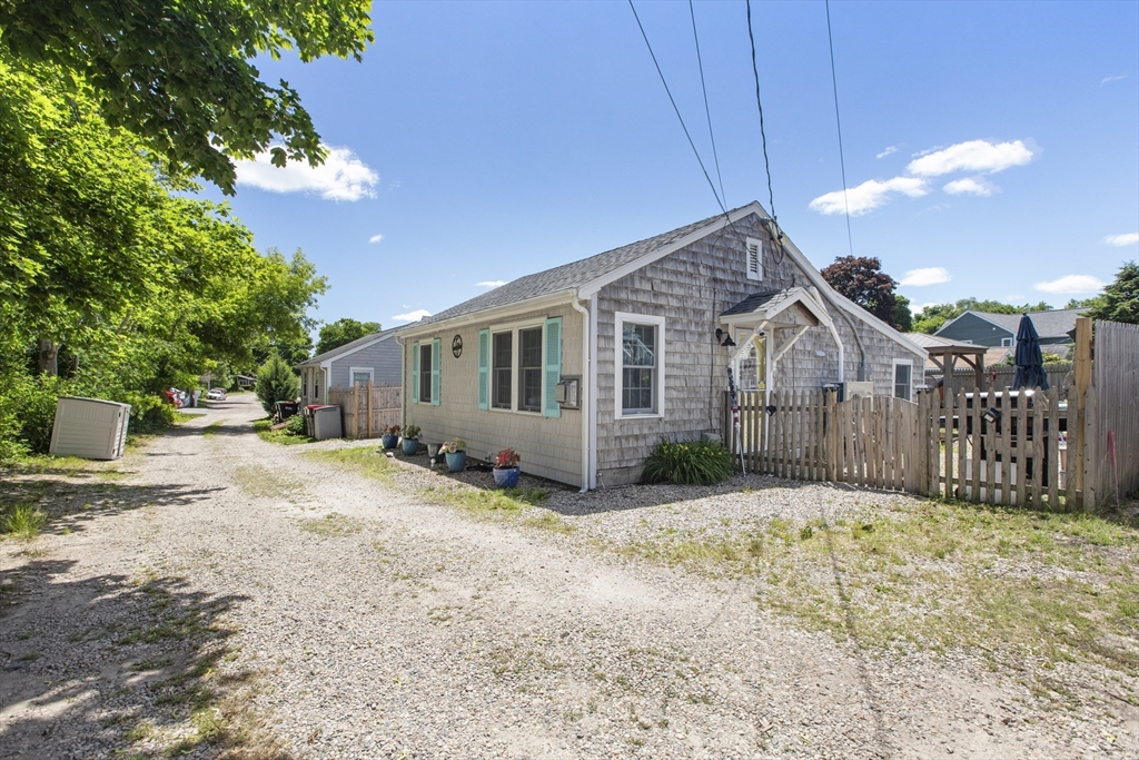 9-B Theatre Colony Way
