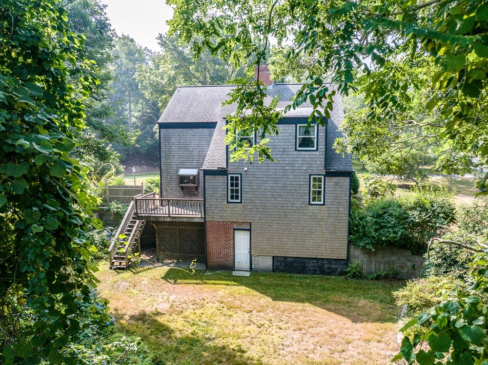 394 Quaker Meeting House Rd