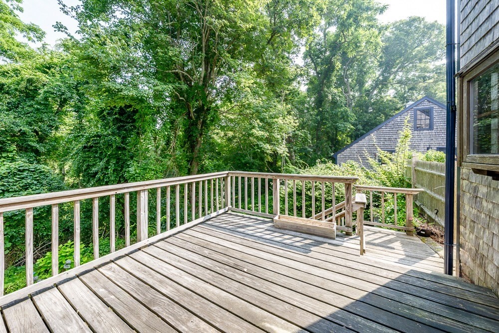 394 Quaker Meeting House Rd