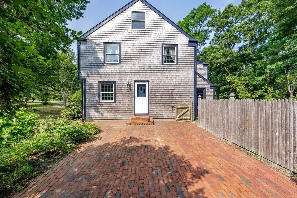 394 Quaker Meeting House Rd