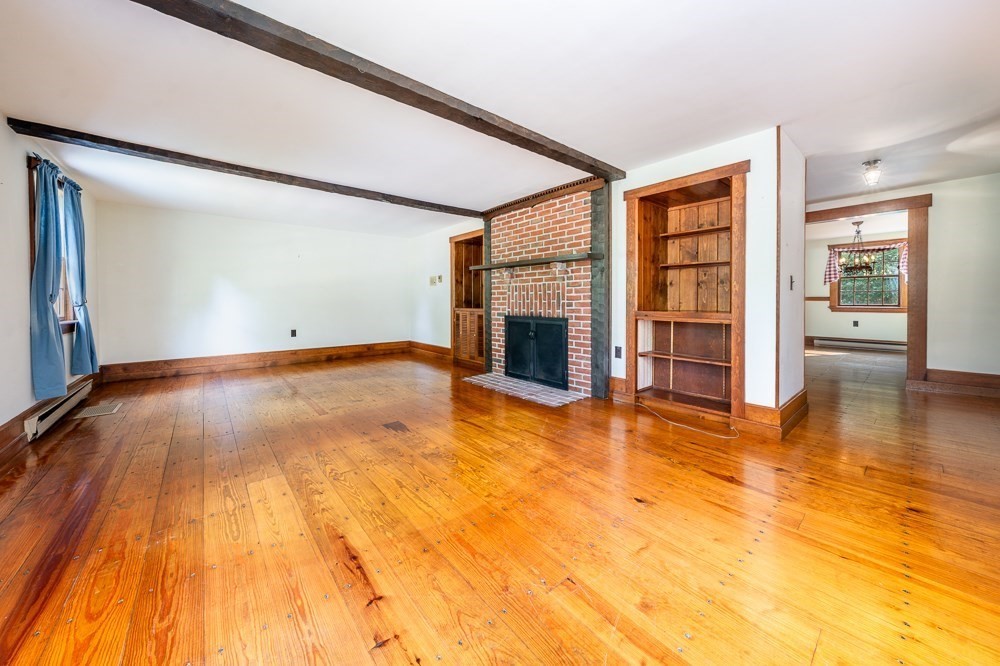 394 Quaker Meeting House Rd