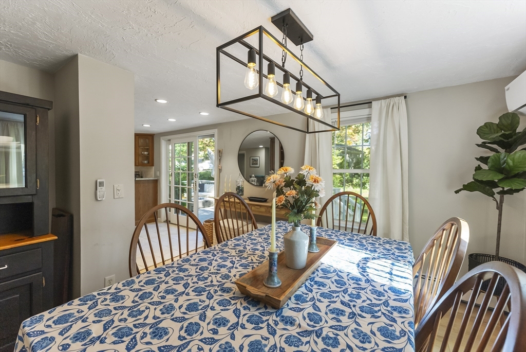 84 Bartlett Rd