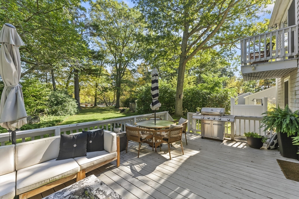 84 Bartlett Rd