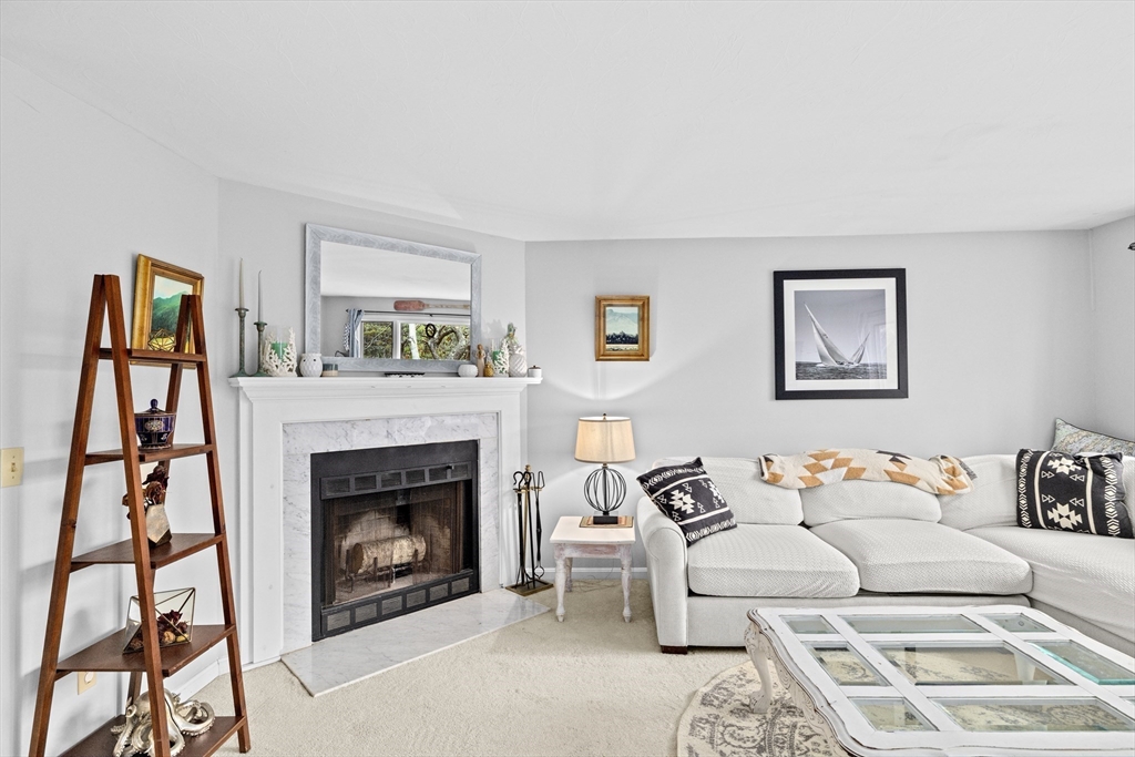 15E Riverview Ave # 15E