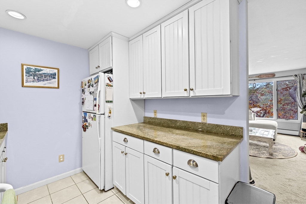 15E Riverview Ave # 15E